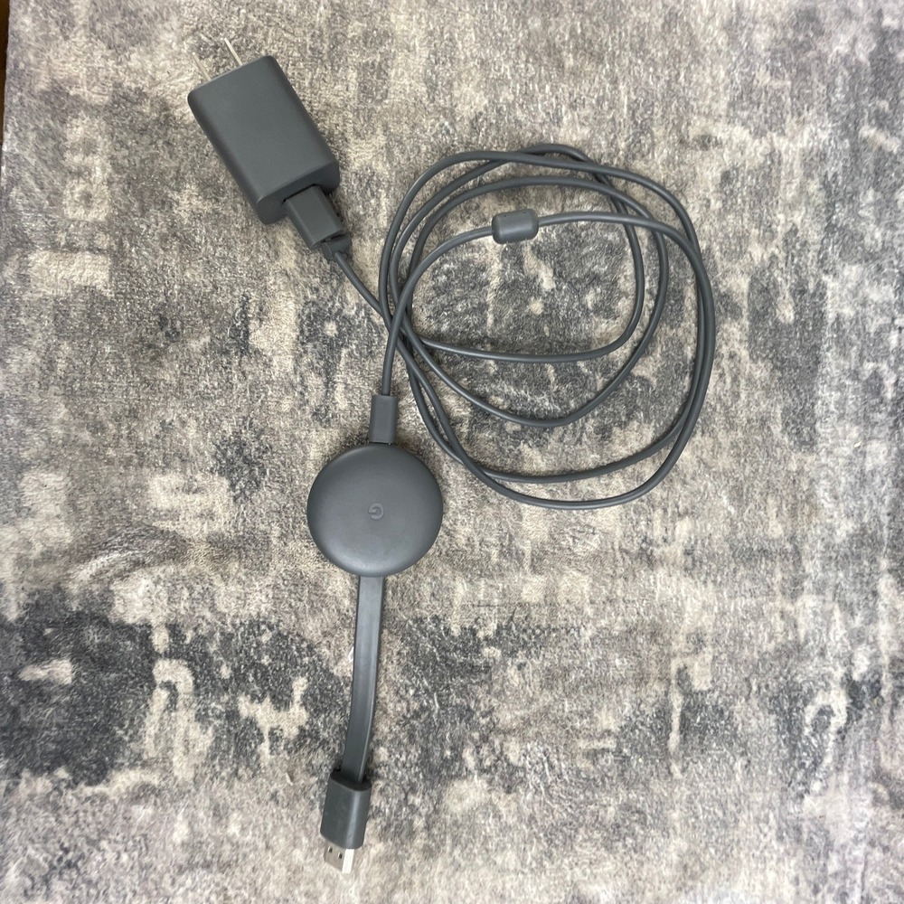 Google Chromecast 3rd Generation HD Media Streaming Player Dongle Gray NC2-6A5